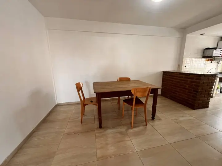 Departamento de 2 dormitorios en Los Hornos, foto 1