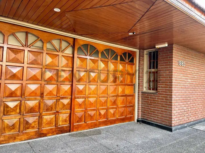 Casa de 4 dormitorios en Manuel B Gonnet, foto 1