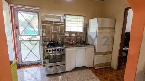 Casa de 2 dormitorios en Arturo Seguí